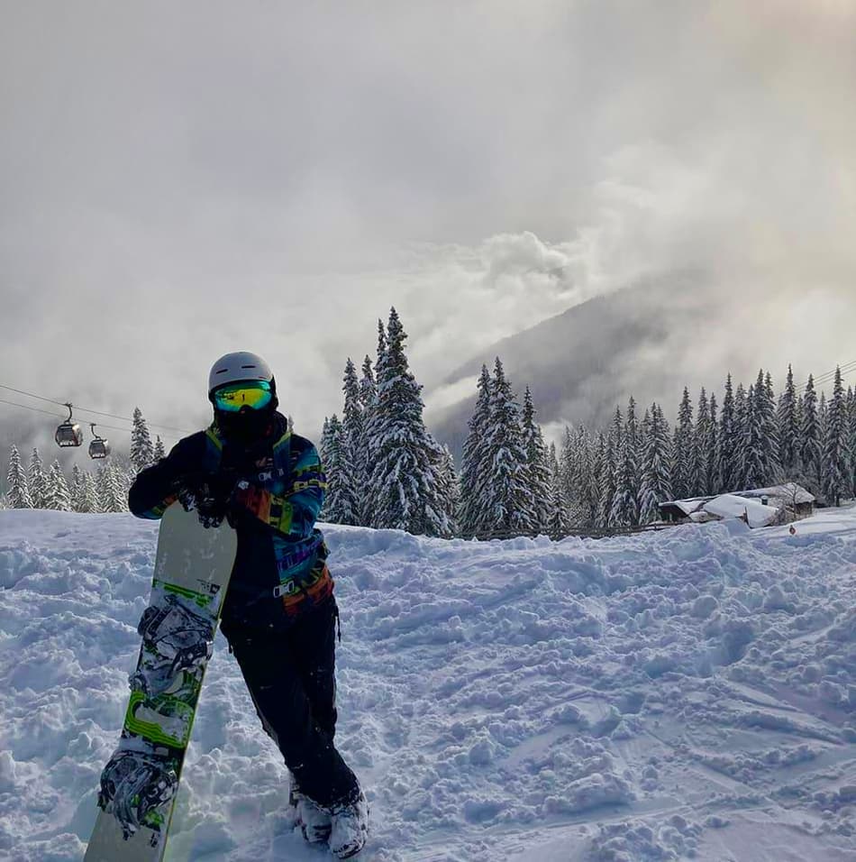 Photo de Justs avec un snowboard